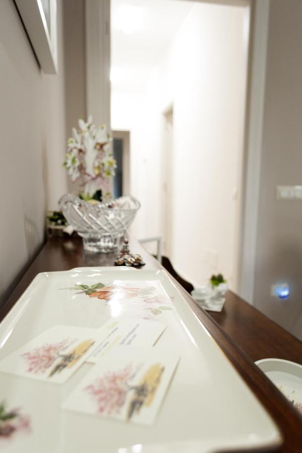 L' Albero Di Giada Bed & Breakfast Caserta Luaran gambar