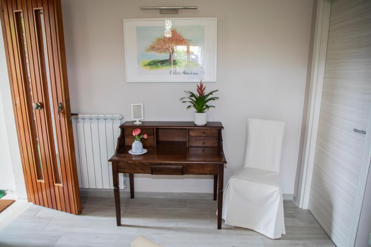L' Albero Di Giada Bed & Breakfast Caserta Luaran gambar