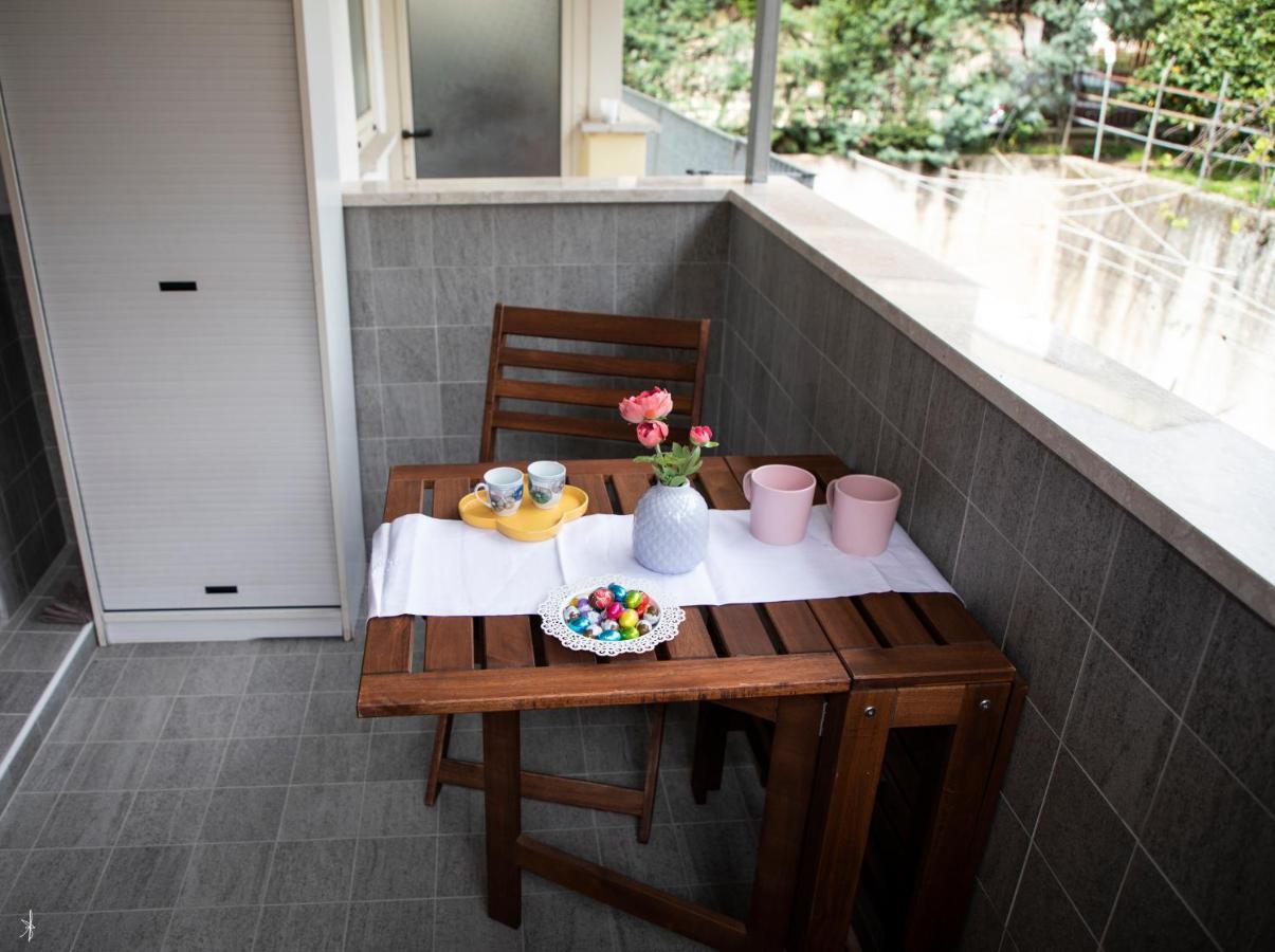 L' Albero Di Giada Bed & Breakfast Caserta Luaran gambar