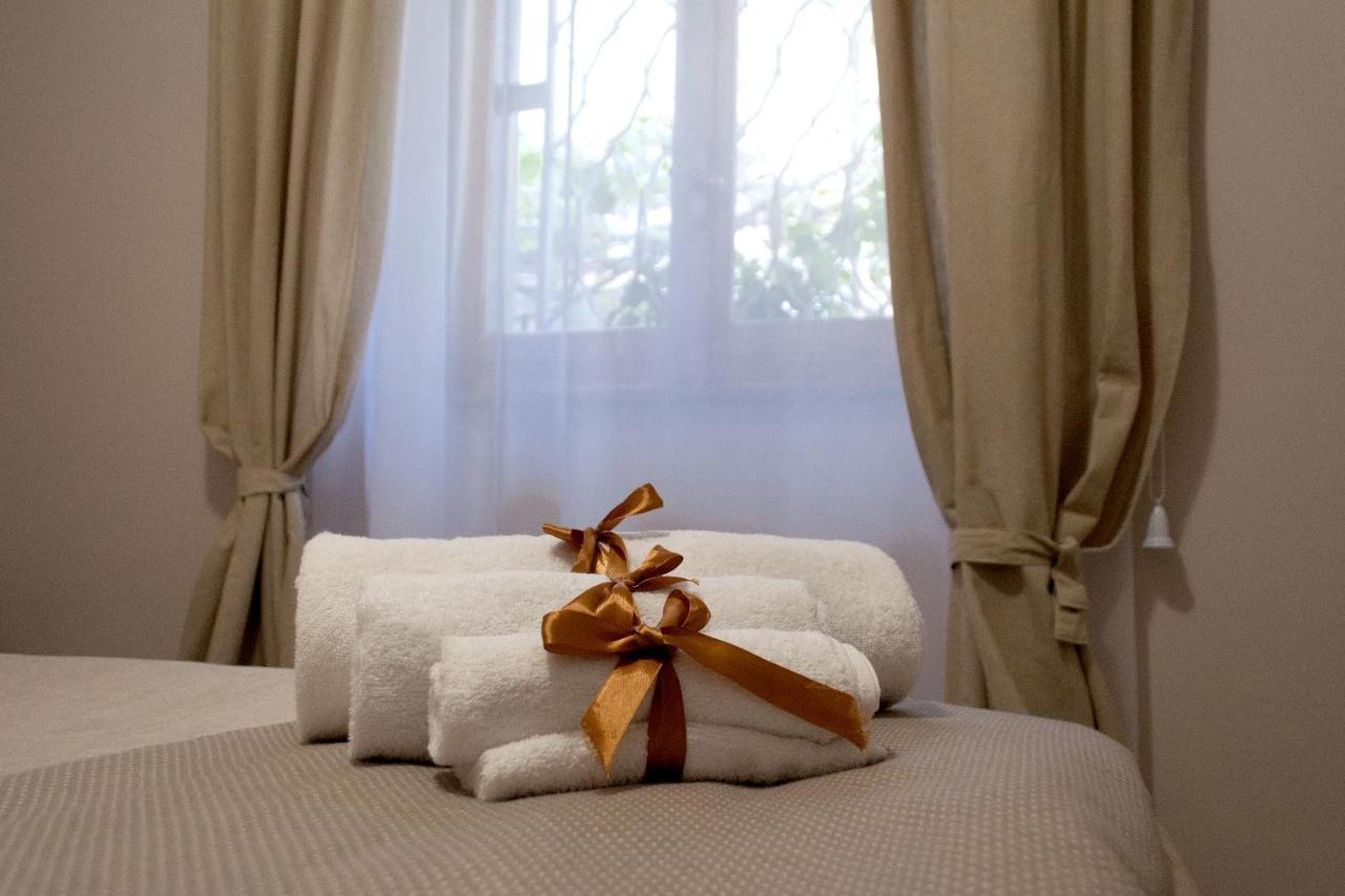 L' Albero Di Giada Bed & Breakfast Caserta Luaran gambar