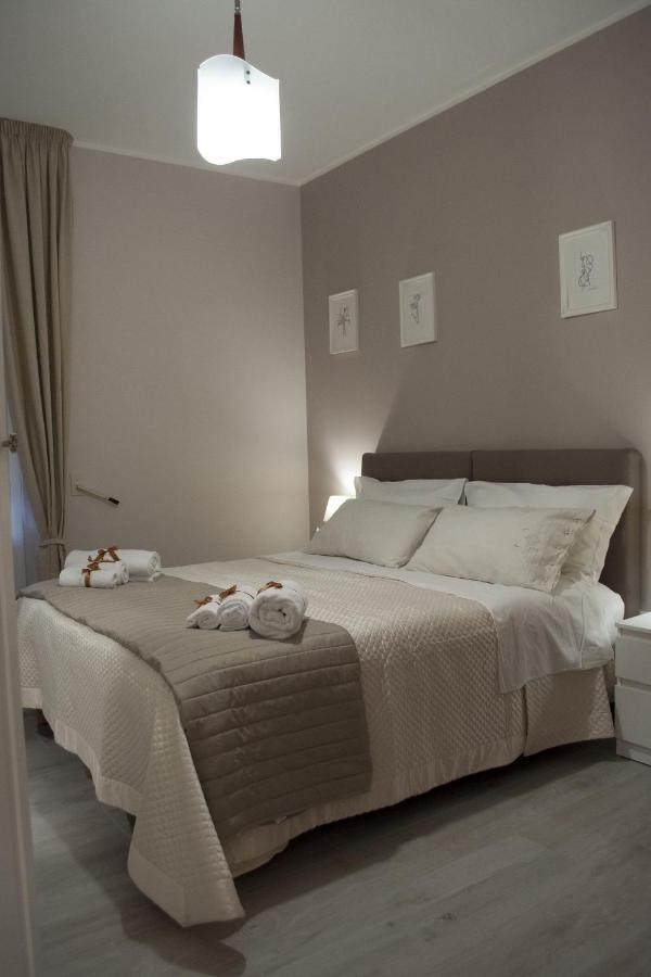 L' Albero Di Giada Bed & Breakfast Caserta Luaran gambar