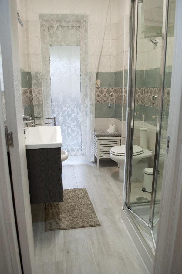L' Albero Di Giada Bed & Breakfast Caserta Luaran gambar